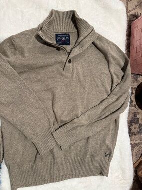 American Eagle Outfitters Men’s Taupe Zip-Neck Sweater